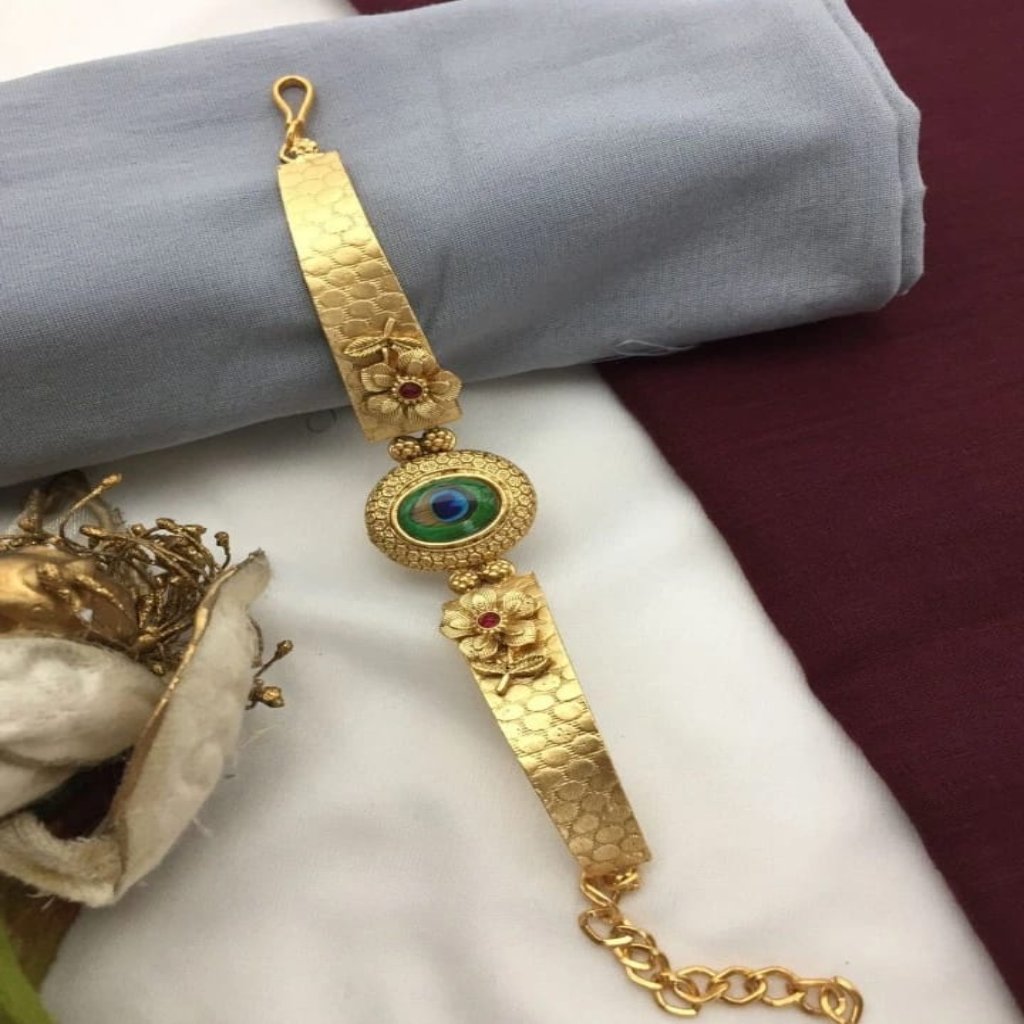 Peacock Elegance Gold-Plated Bracelet | Bracelets/Cuff/Bangle | Traditional Jewelry |