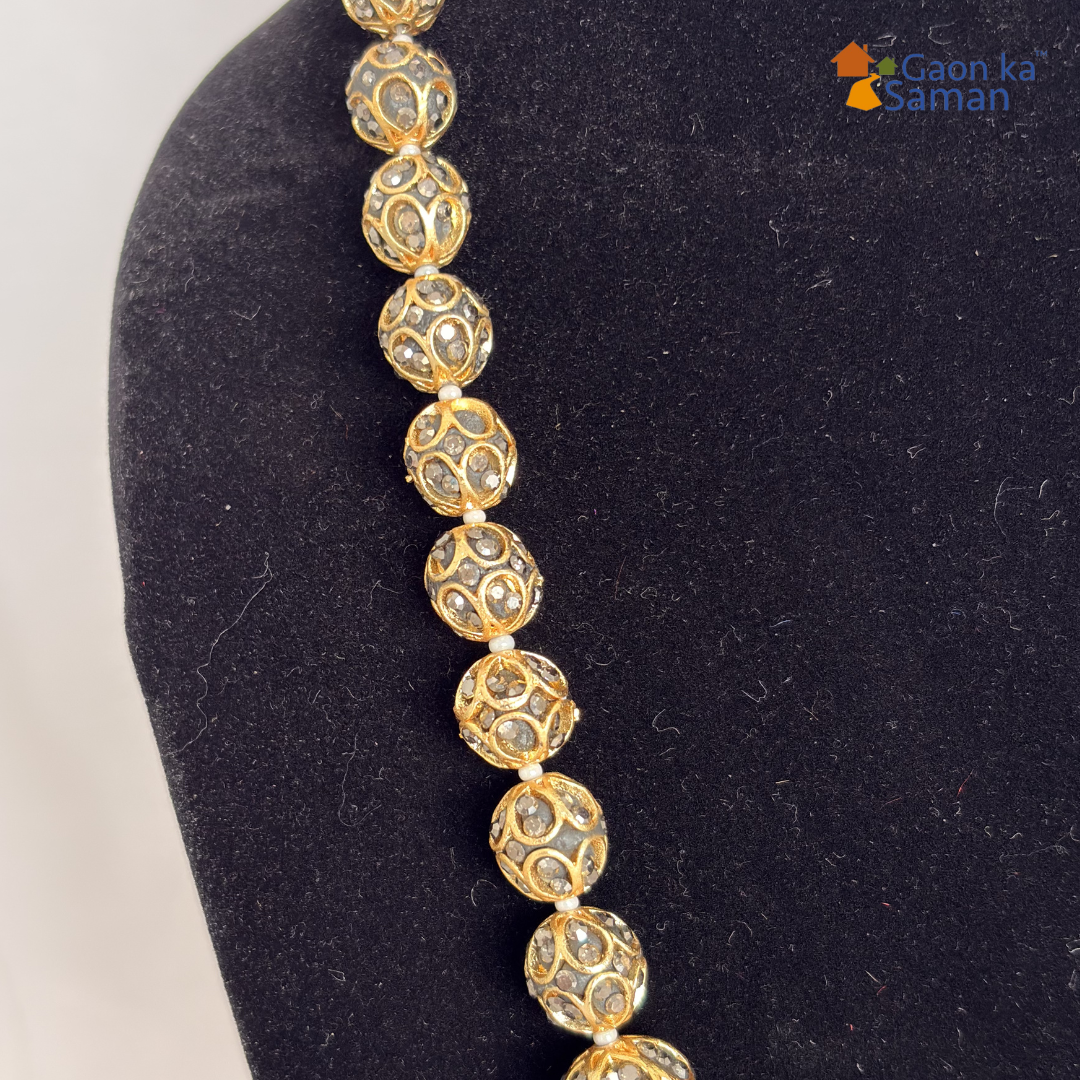 Gold Plated Stone Studded & Beaded Jewellery Set