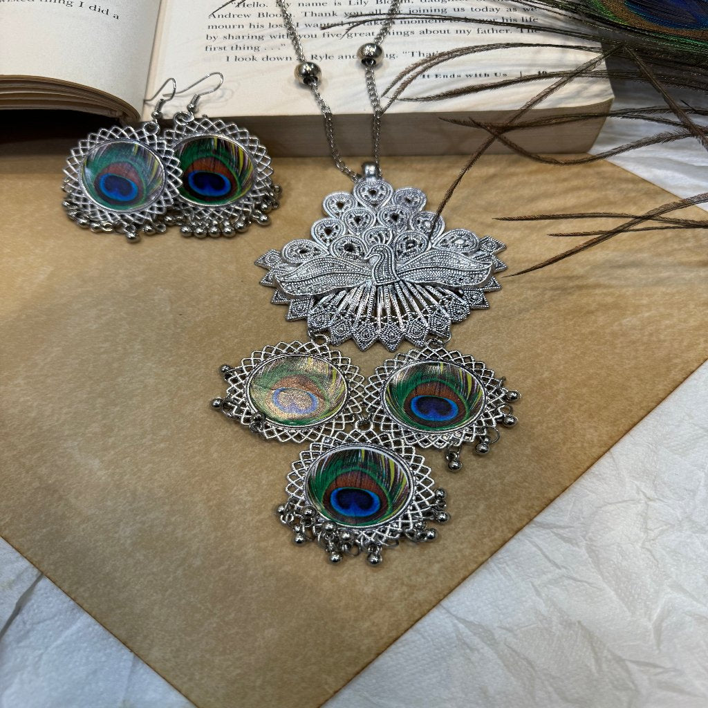 Silver Oxidized Dancing Peacock Pendant | Traditional Ranihaar/Necklace/Pendant | for Girls and Women.