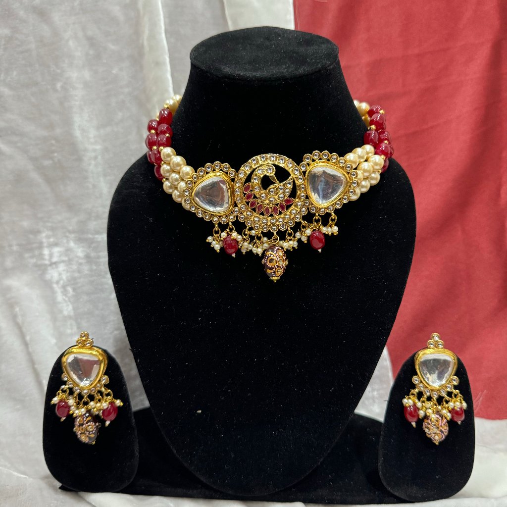 Round pendent Kundan jewelry Kundan Necklace | Traditional jewelery | Kundan choker\Necklace\Choker set | For Women and Girls.