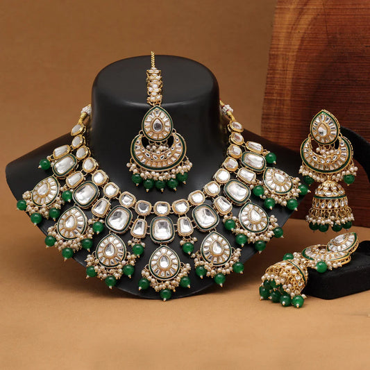 Green Color Kundan Necklace Set
