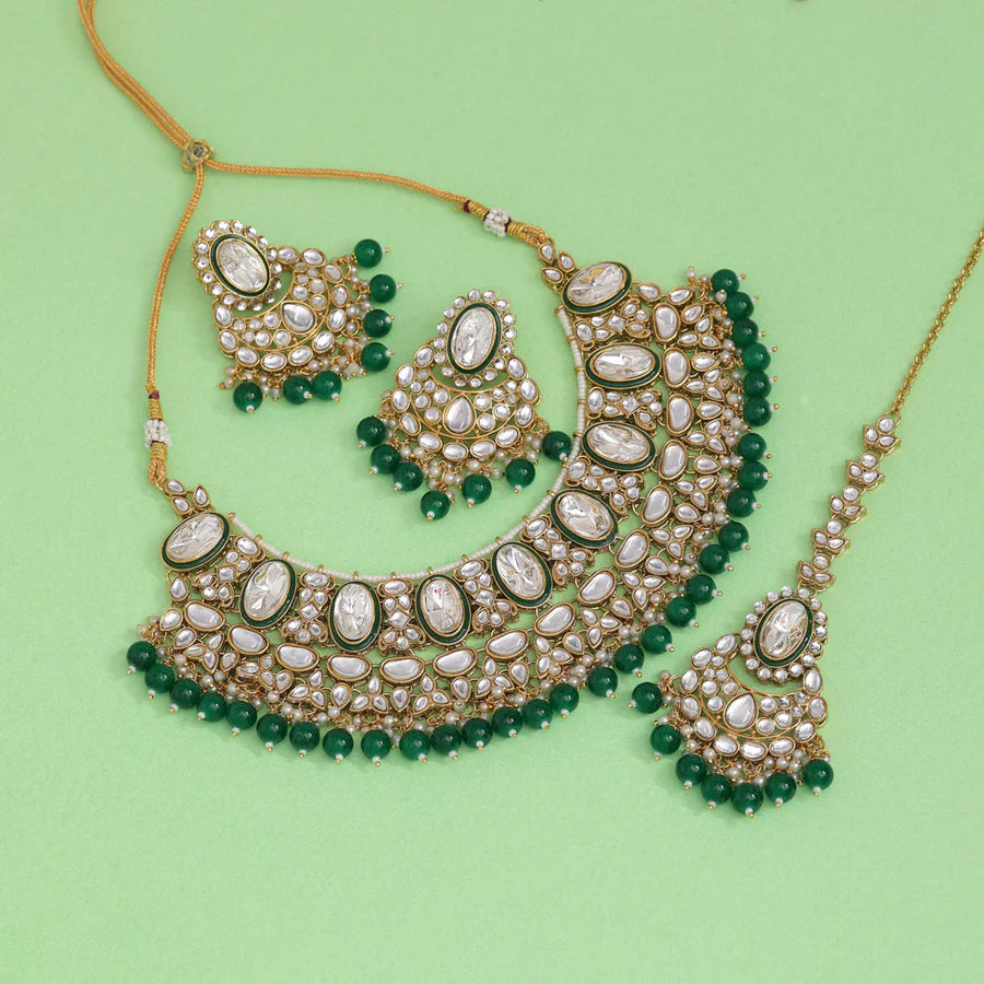 Yellow and Green Color Kundan Necklace Set