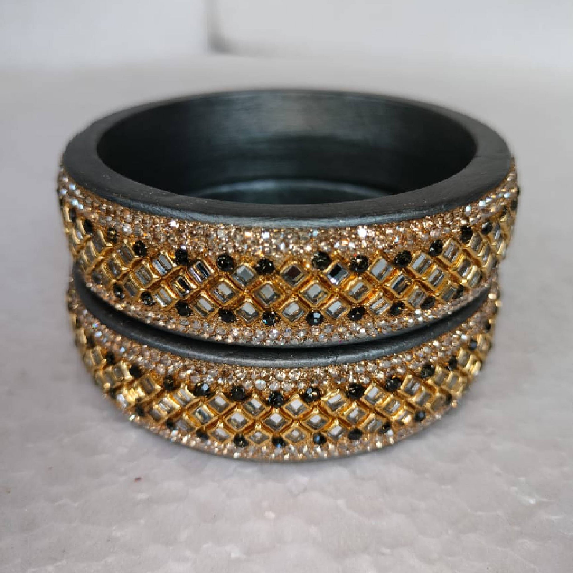 Rajasthani 7-Line Grey Lakh/Lac Bangle/Kadda/Chura Set For Women And Girls. gaonkasaman