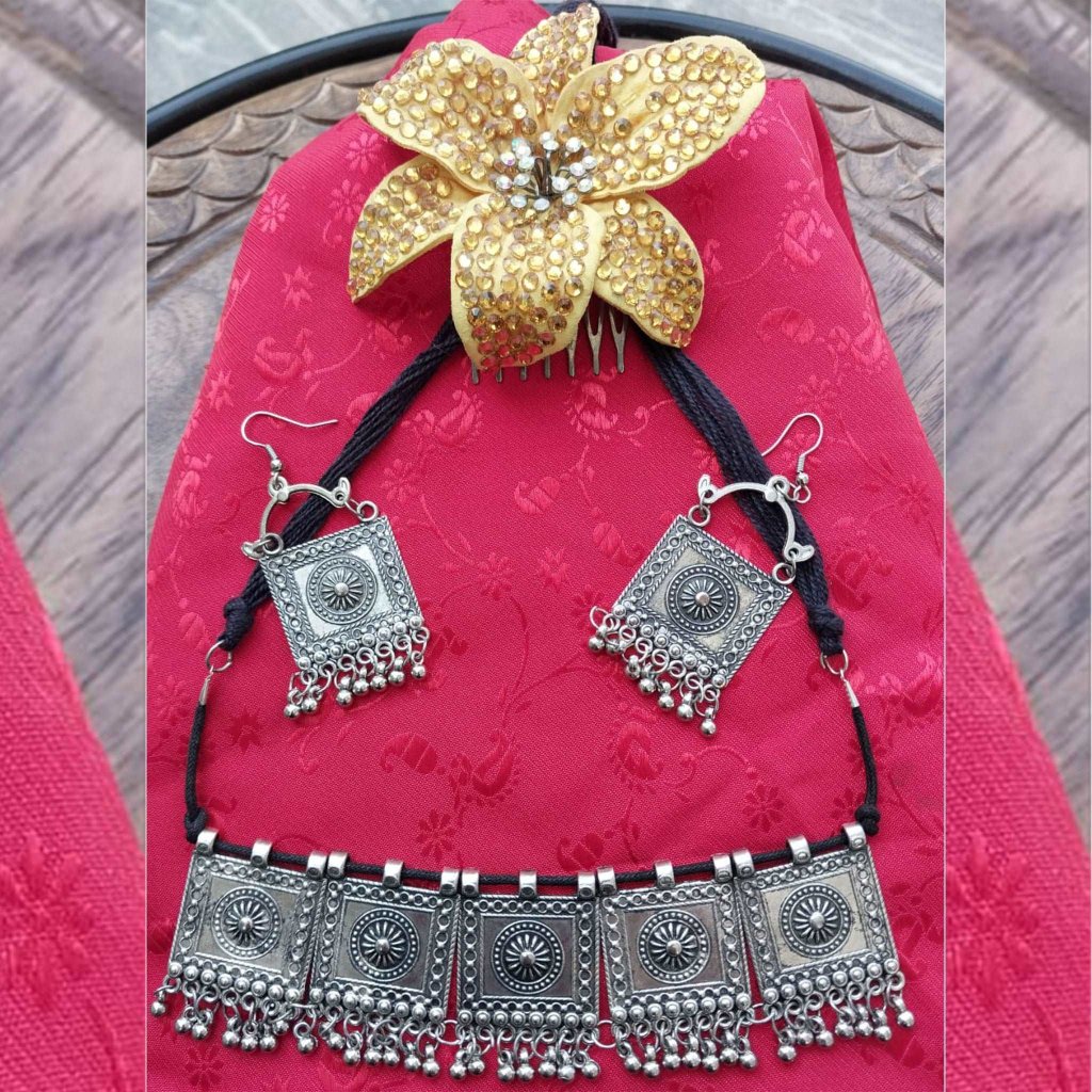 Silver Oxidised Square wheel design Necklace gaonkasaman