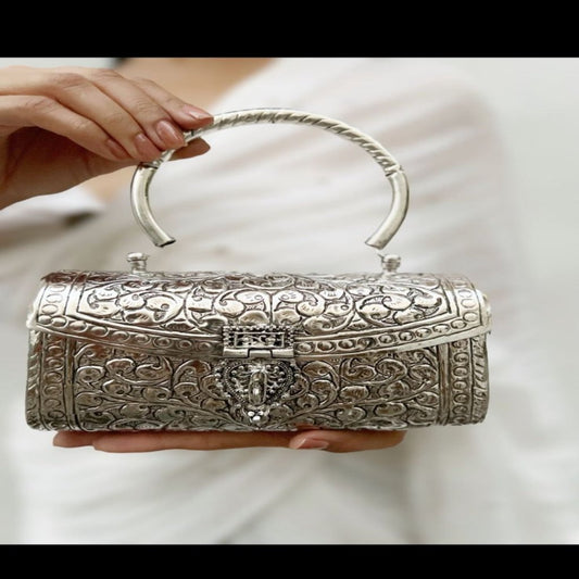 Floral,enchanting,meenakari,clutch